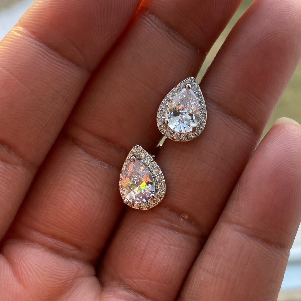 White Sapphire tear drop earrings
